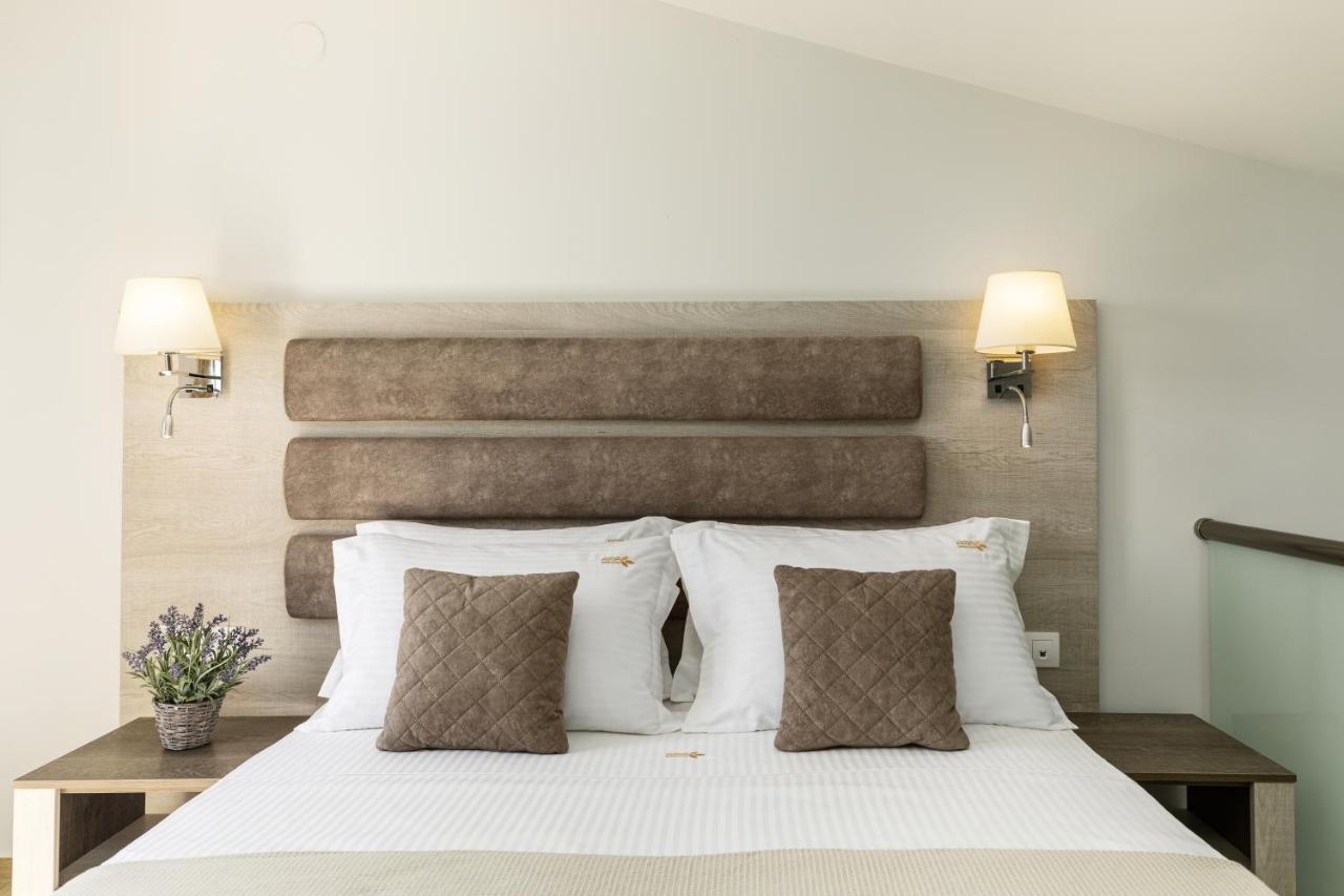 Aria Garden Suites Nikiti  Ngoại thất bức ảnh