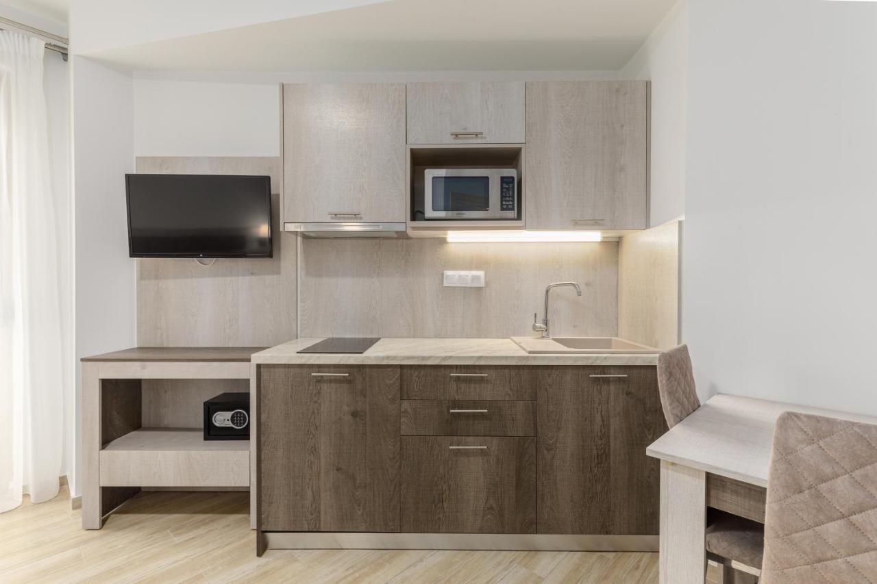 Aria Garden Suites Nikiti  Ngoại thất bức ảnh