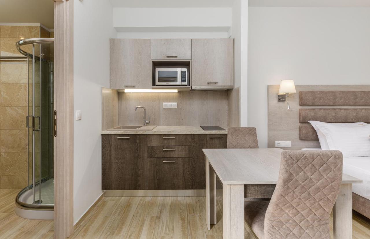 Aria Garden Suites Nikiti  Ngoại thất bức ảnh